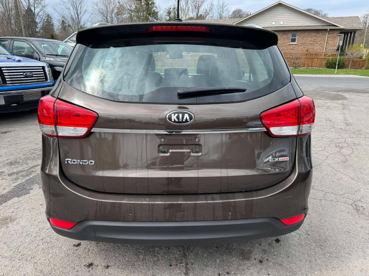 2014 Kia Rondo EX - Photo #6