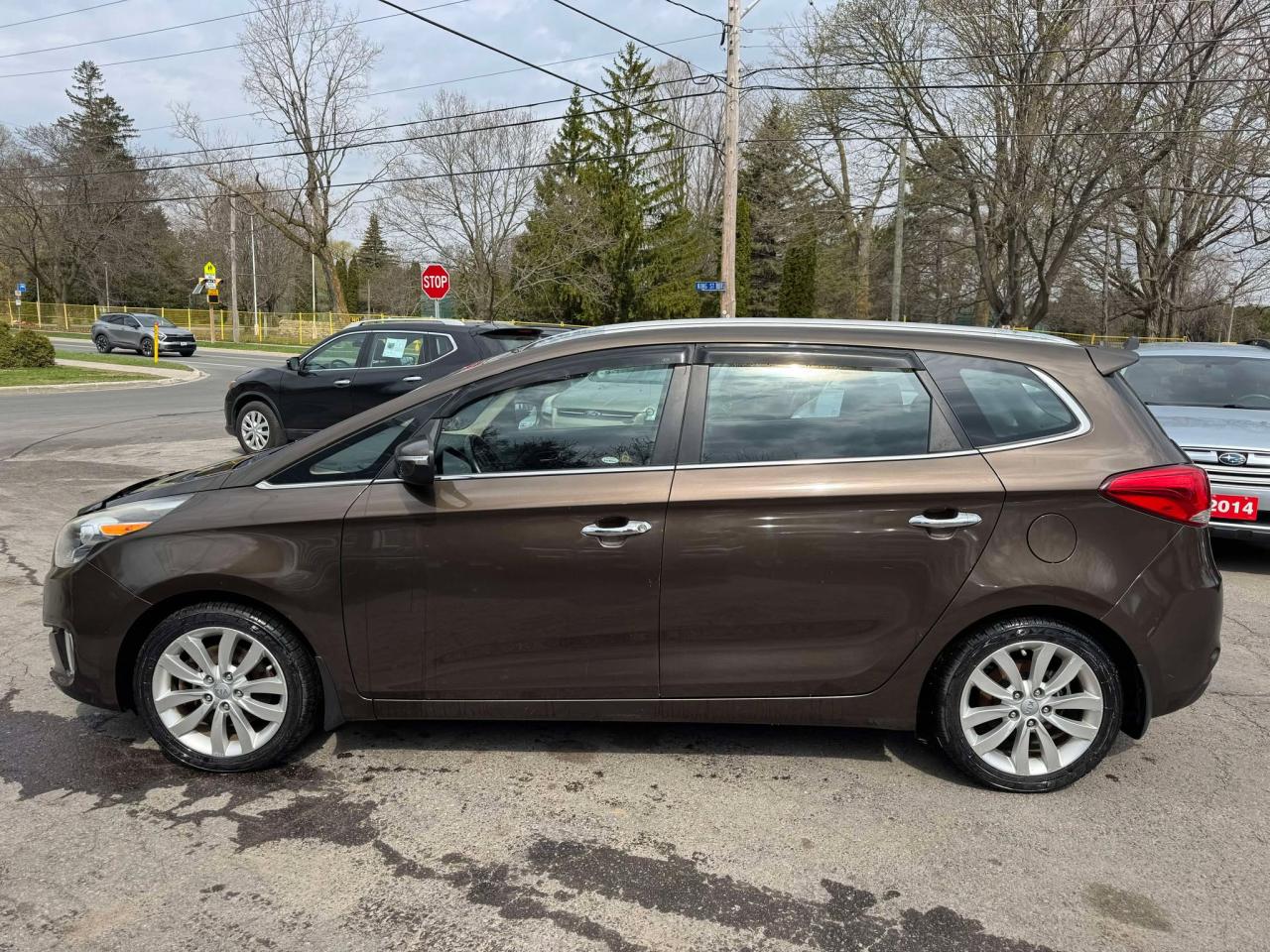2014 Kia Rondo EX - Photo #4