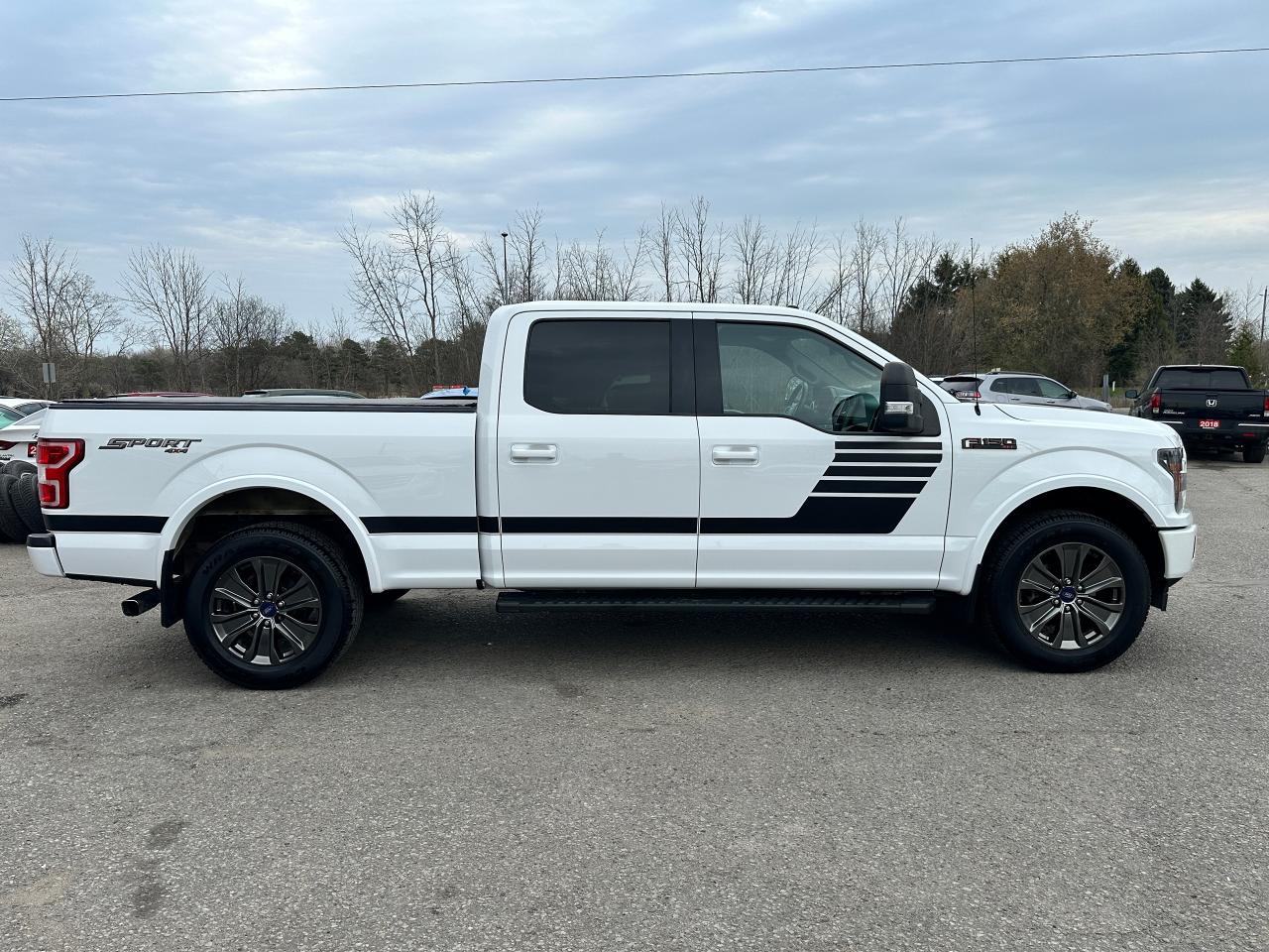 2018 Ford F-150 XLT SPORT 4x4 5.0 Crew Bluetooth SYNC XM BackupCam Photo4