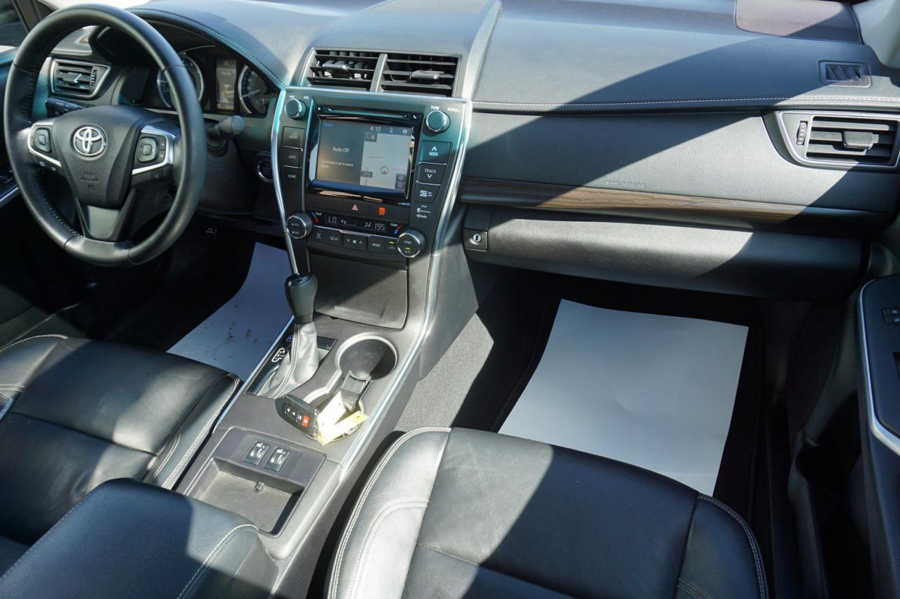 2015 Toyota Camry XLE CERTIFIED *1 OWNER* CAMERA NAV BLUETOOTH LEATHER HEATED SEATS SUNROOF CRUISE ALLOYS - Photo #13