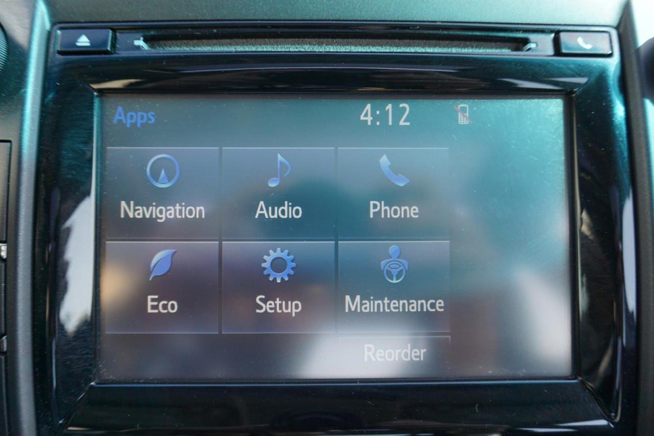 2015 Toyota Camry XLE CERTIFIED *1 OWNER* CAMERA NAV BLUETOOTH LEATHER HEATED SEATS SUNROOF CRUISE ALLOYS - Photo #24