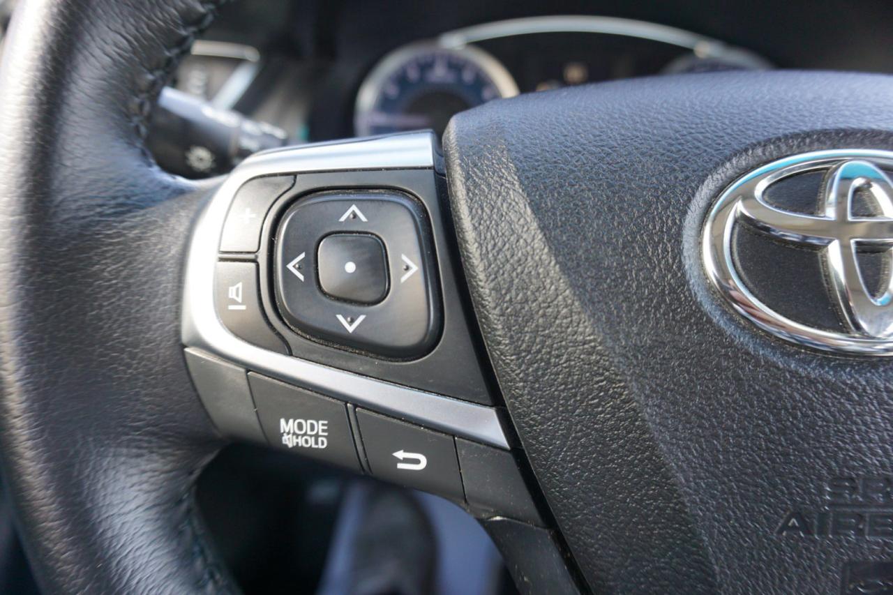 2015 Toyota Camry XLE CERTIFIED *1 OWNER* CAMERA NAV BLUETOOTH LEATHER HEATED SEATS SUNROOF CRUISE ALLOYS - Photo #31