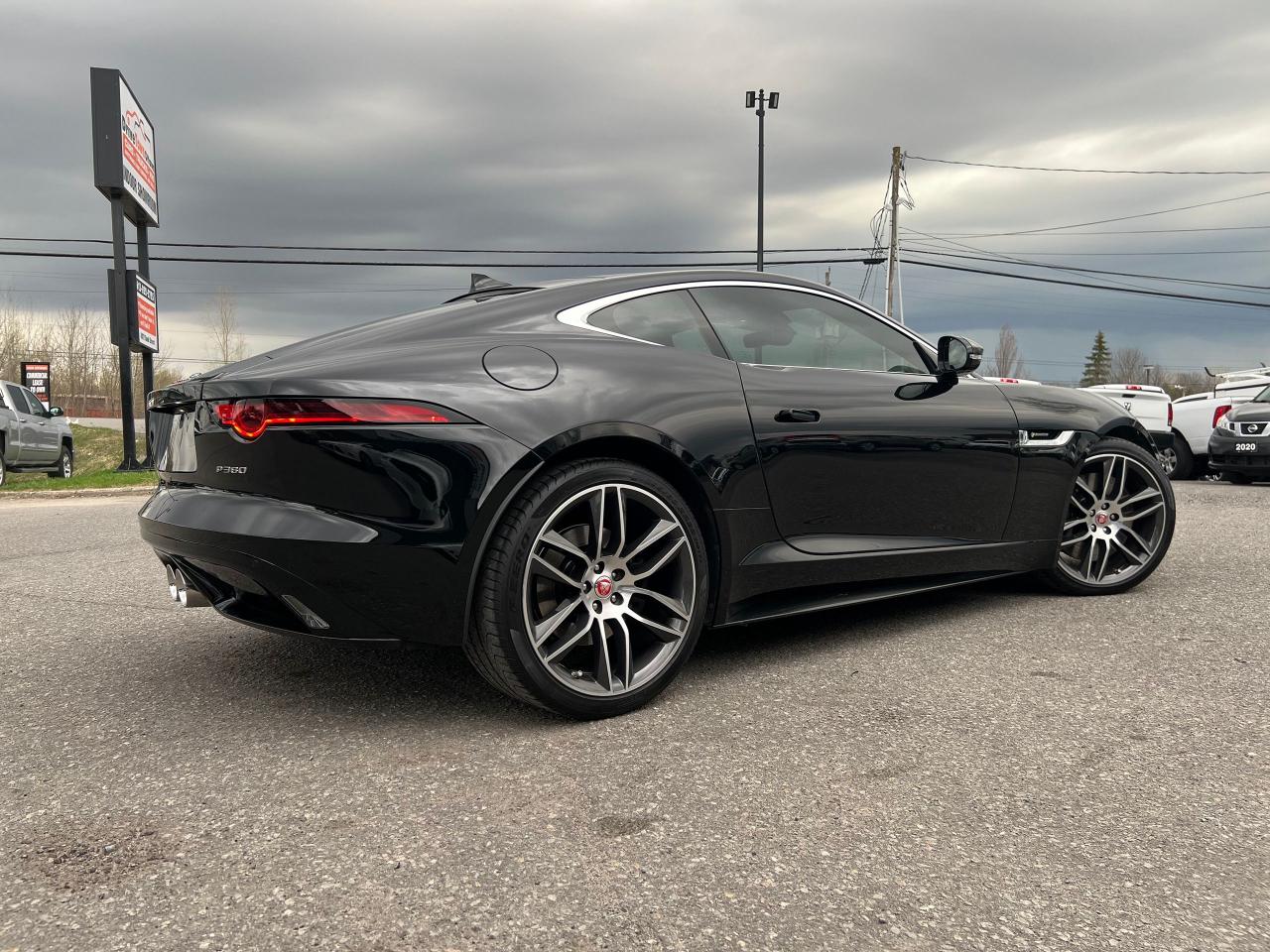 2020 Jaguar F-Type R-Dynamic - Photo #7