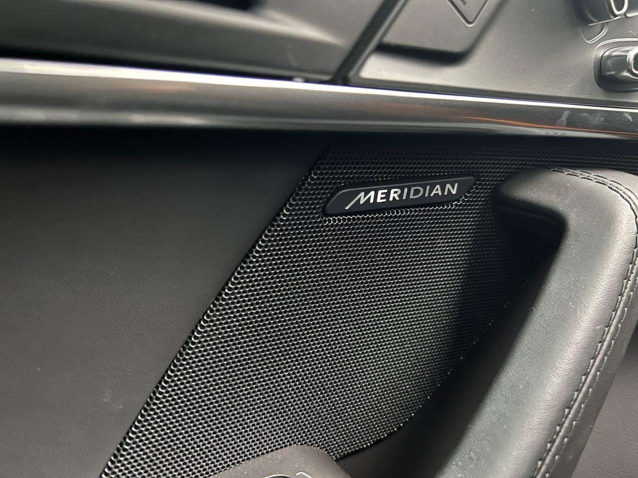 2020 Jaguar F-Type R-Dynamic - Photo #14
