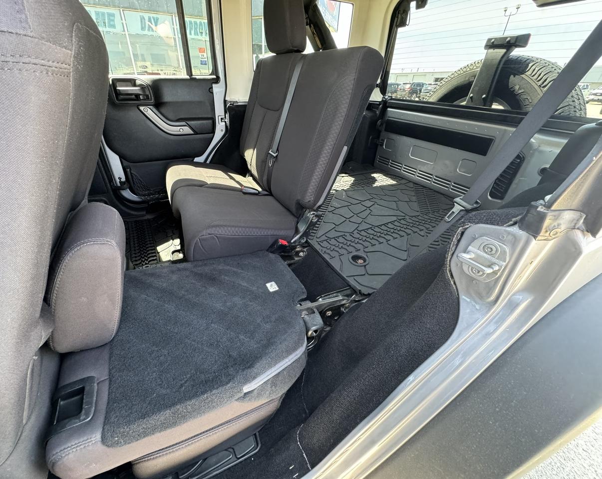 2014 Jeep Wrangler SPORT Photo