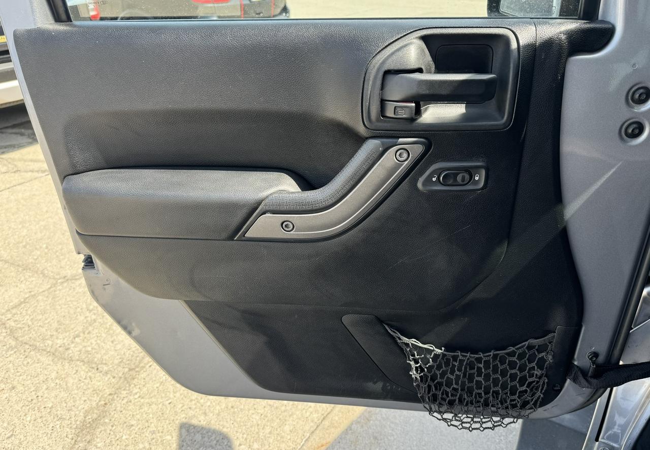 2014 Jeep Wrangler SPORT Photo