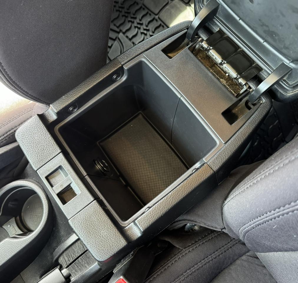 2014 Jeep Wrangler SPORT Photo