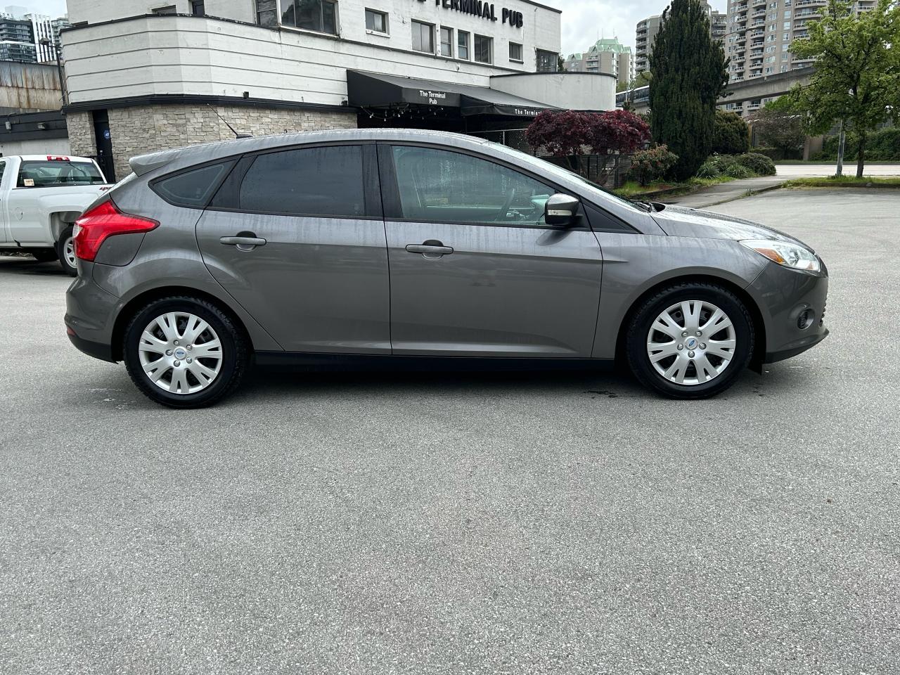 2014 Ford Focus SE - Photo #4