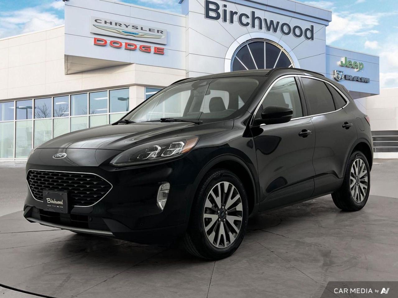Used 2020 Ford Escape Titanium Hybrid 5.99% O.A.C for sale in Winnipeg, MB