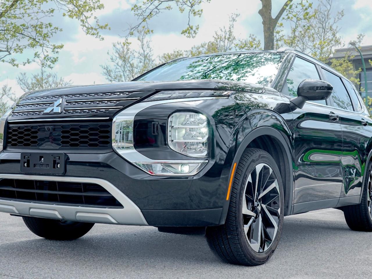 Used 2023 Mitsubishi Outlander  for sale in Coquitlam, BC