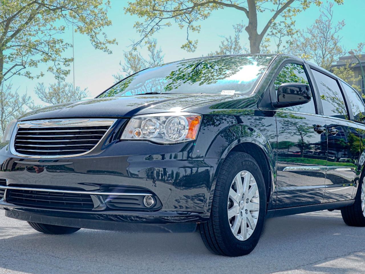 Used 2013 Chrysler Town & Country  for sale in Coquitlam, BC