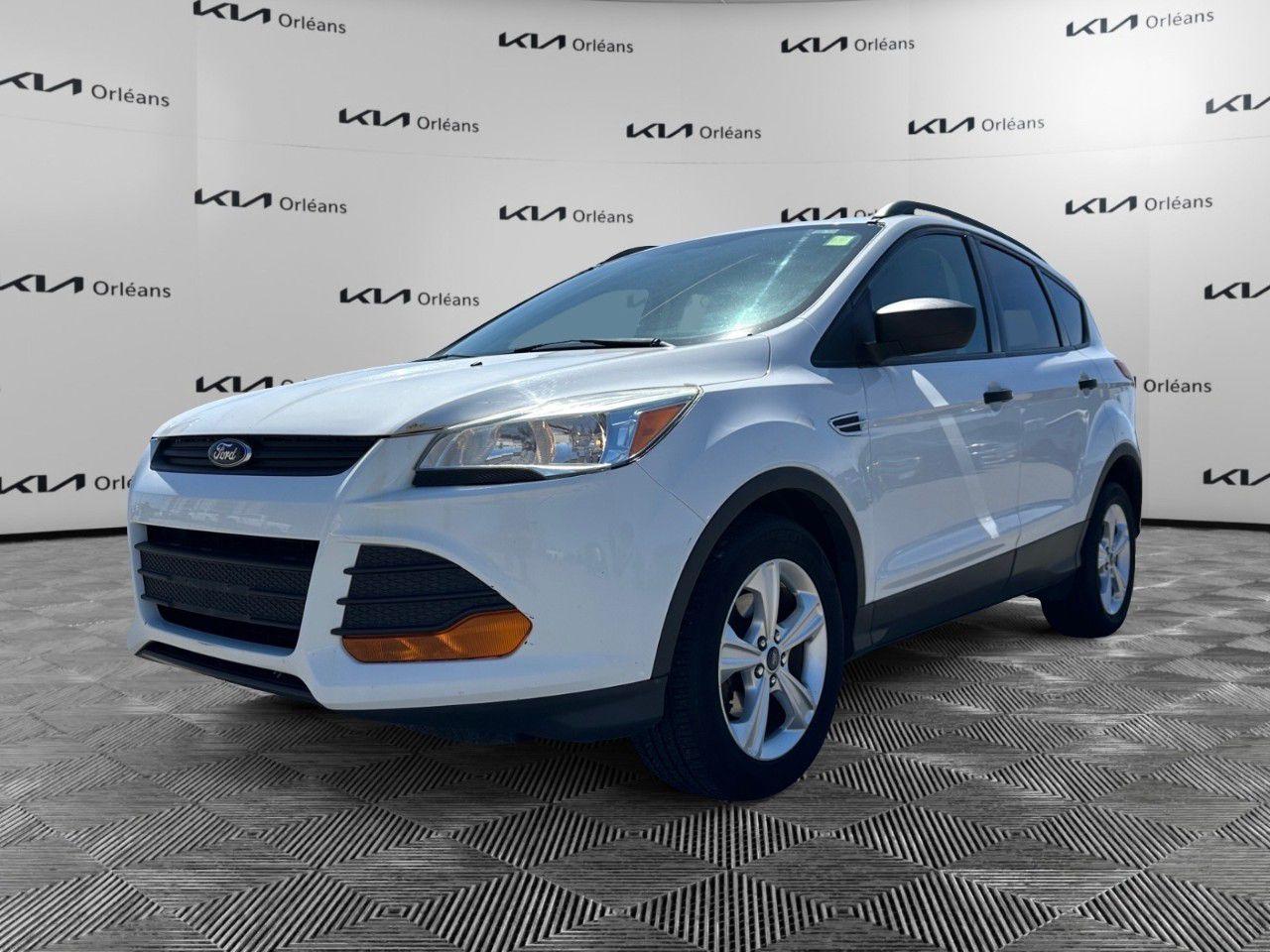 Used 2014 Ford Escape FWD 4DR S for sale in Orleans, ON