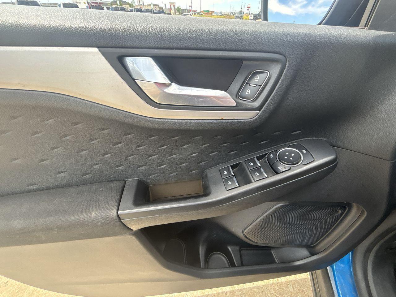 2020 Ford Escape SE AWD Photo5