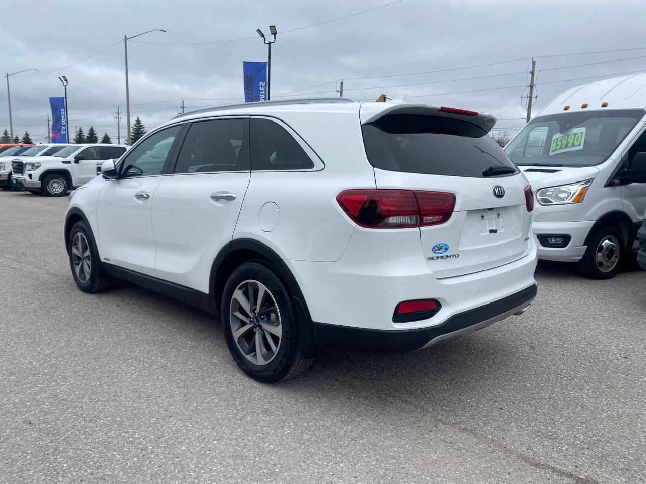 2019 Kia Sorento EX AWD ~Heated Leather ~Pano Moonroof ~Camera Photo2
