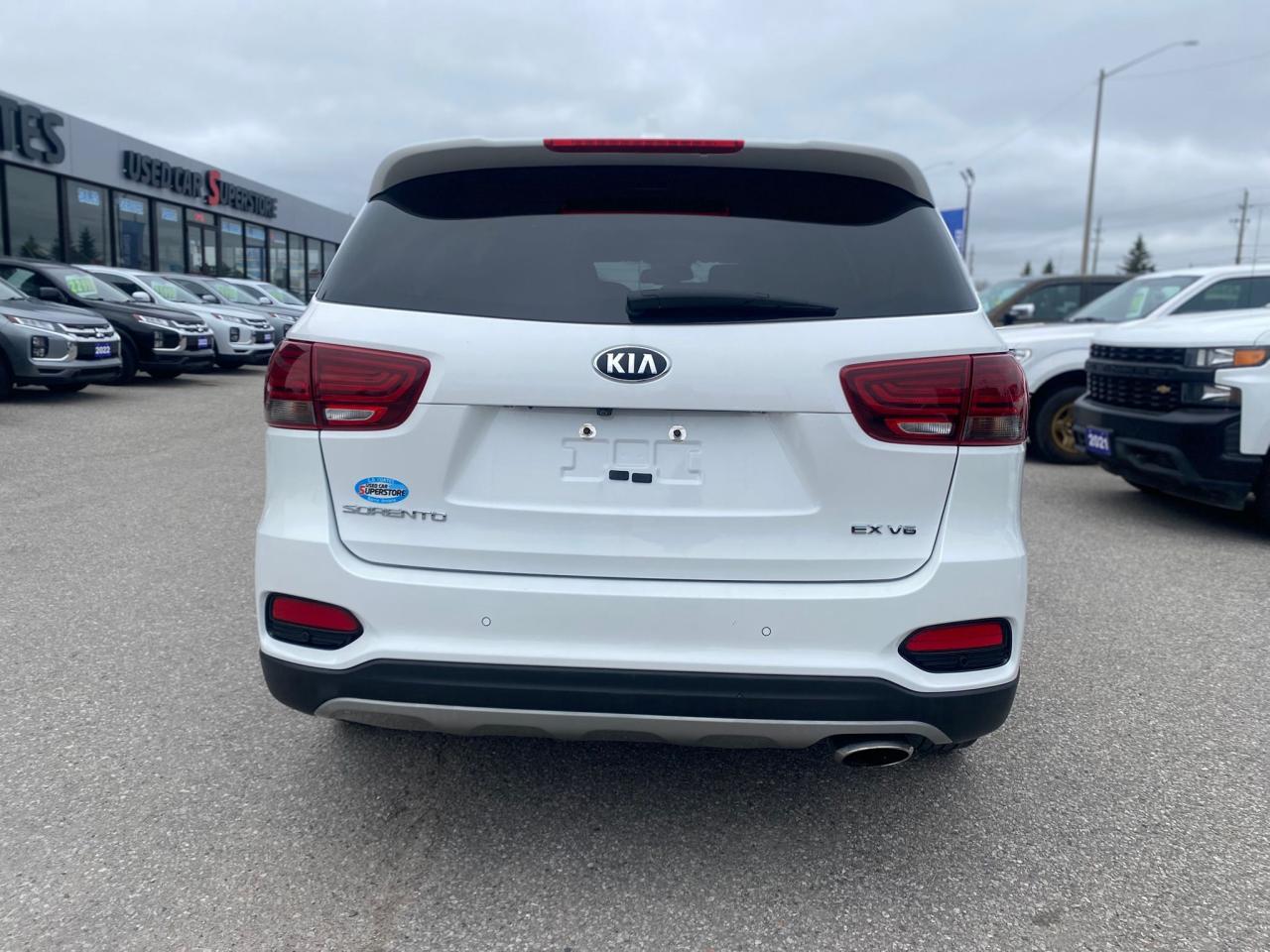 2019 Kia Sorento EX AWD ~Heated Leather ~Pano Moonroof ~Camera Photo3