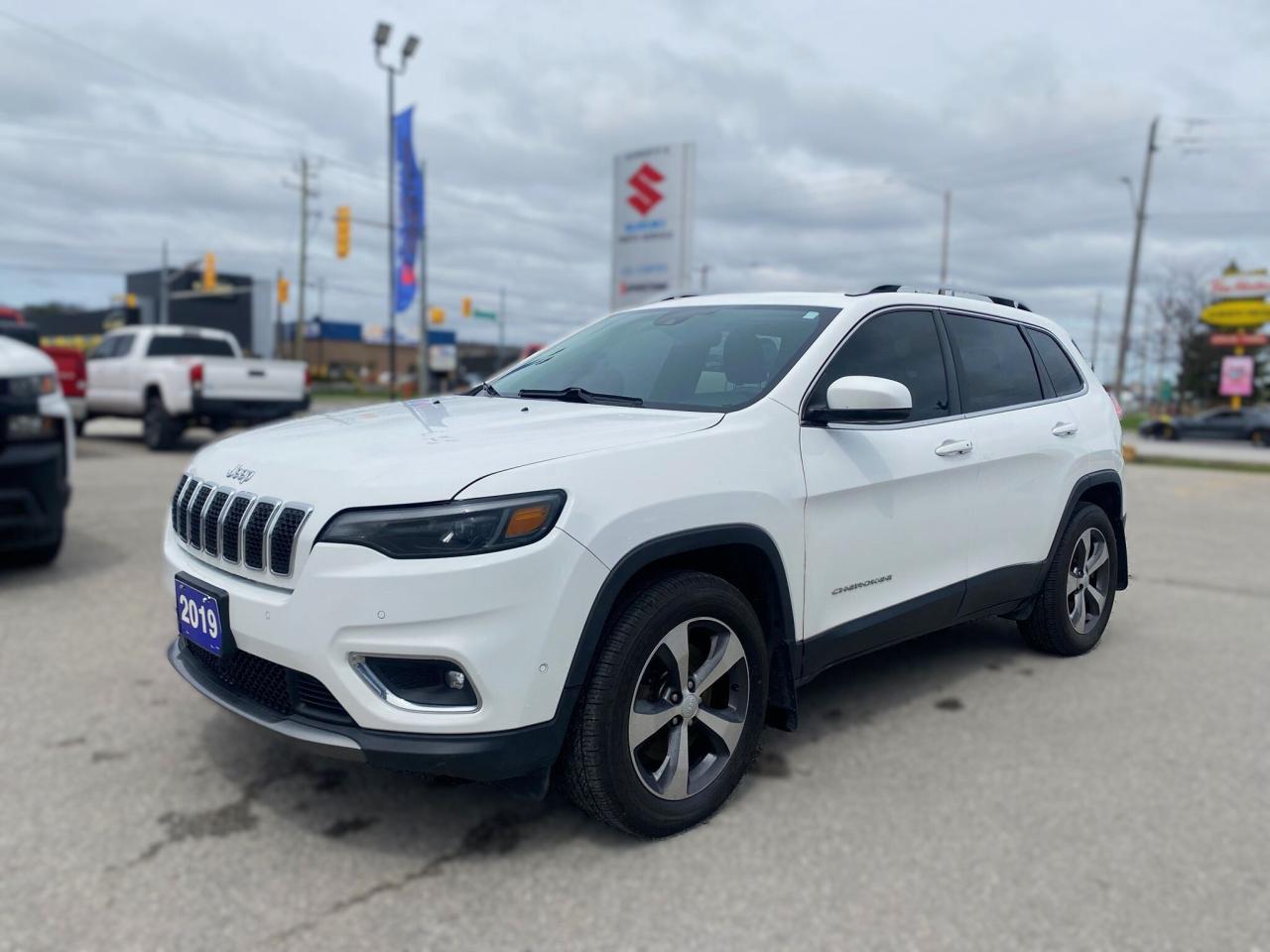 Used 2019 Jeep Cherokee Limited 4x4 ~Nav ~Camera ~Leather ~Panoramic Roof for sale in Barrie, ON