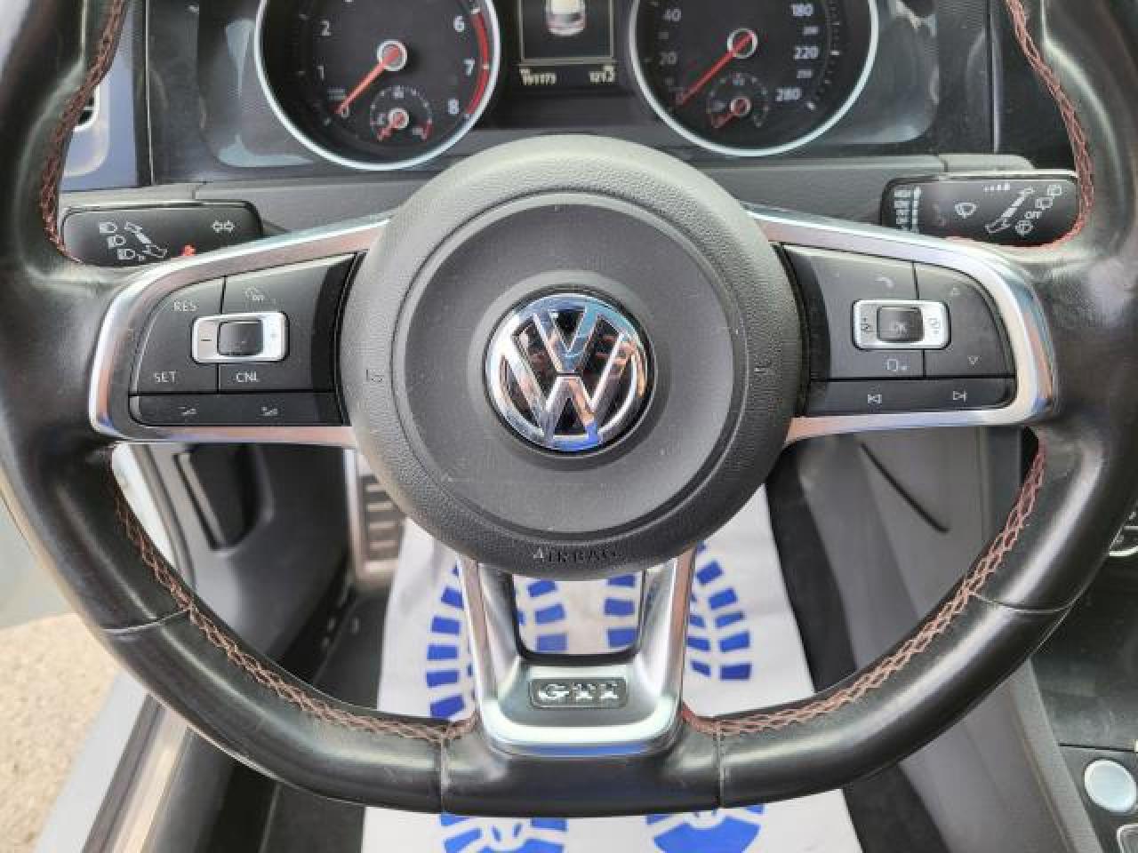 2015 Volkswagen GTI PERFORMANCE Photo31