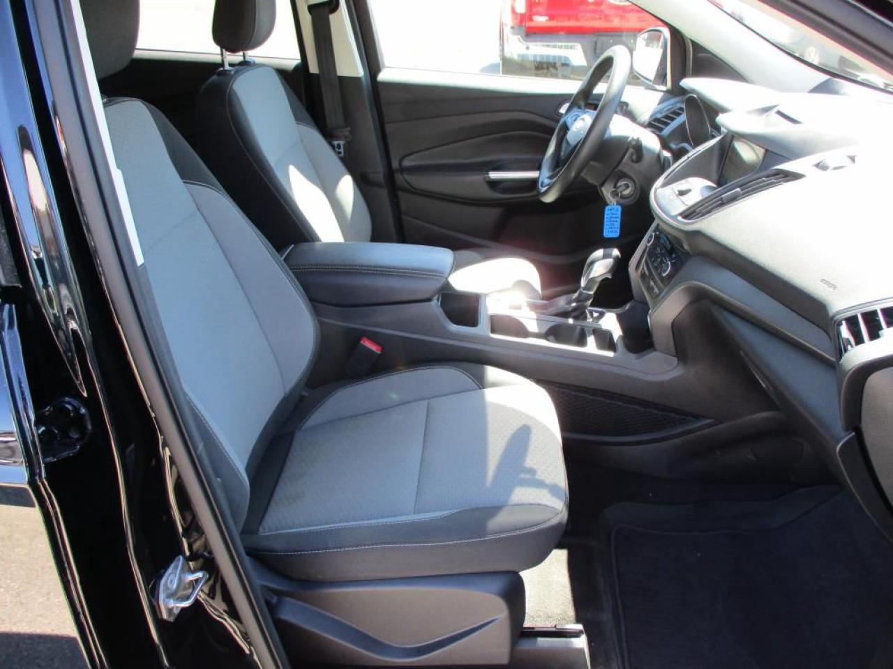 2018 Ford Escape SE 4WD Photo12