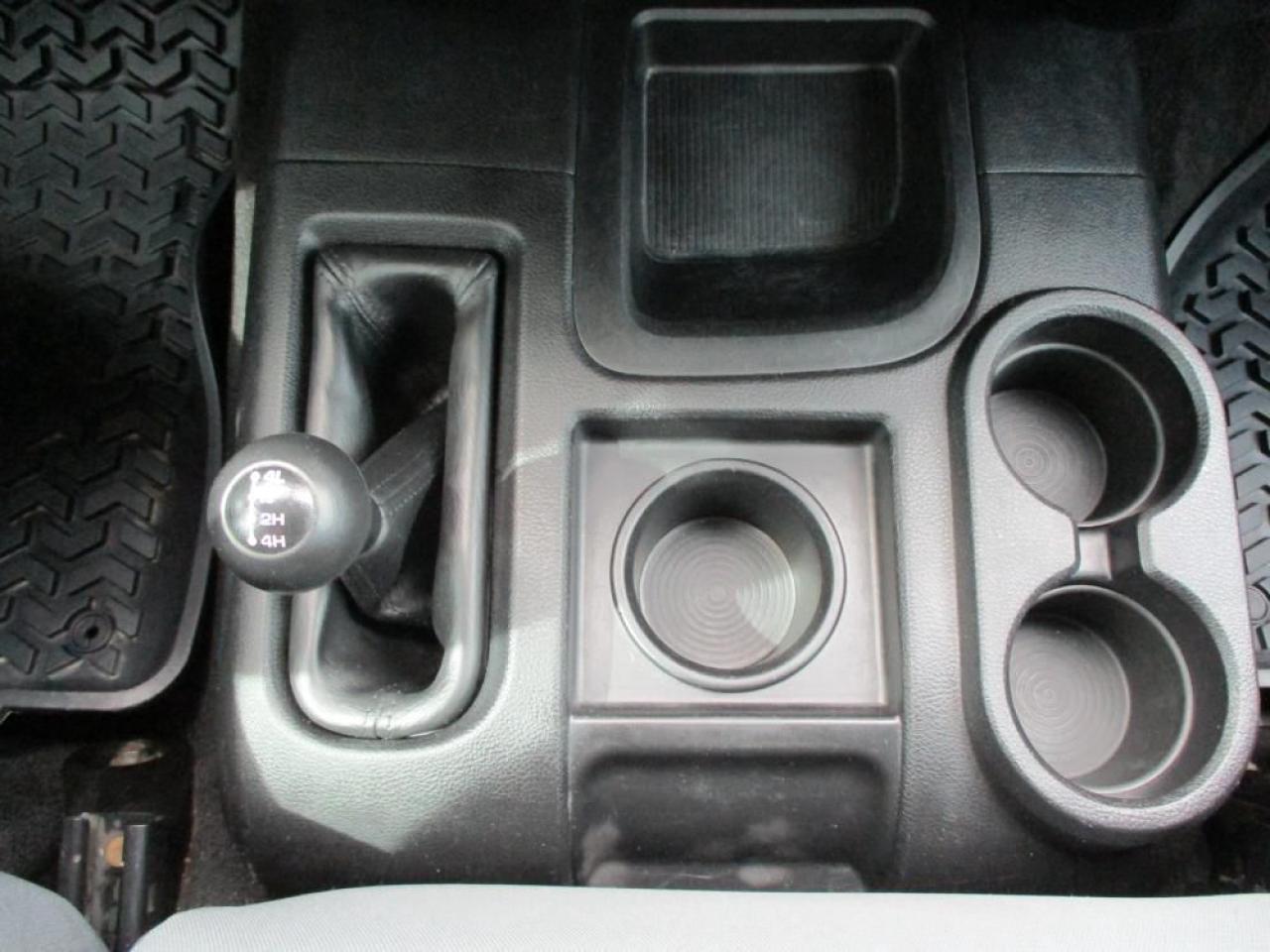 2016 RAM 2500 ST Crew Cab 4X4 Photo19