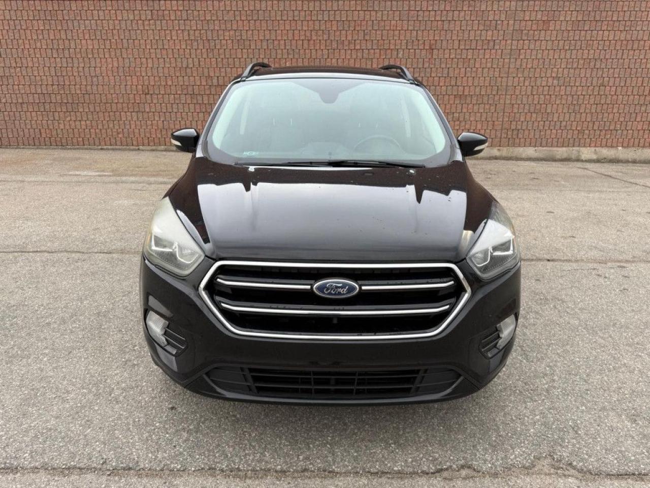 2017 Ford Escape TITANIUM | 4WD | CLEAN CARFAX | TWO-TONE SEATS | NAVI | PANO ROOF | BLUETOOTH | BACK-UP CAM | - Photo #10