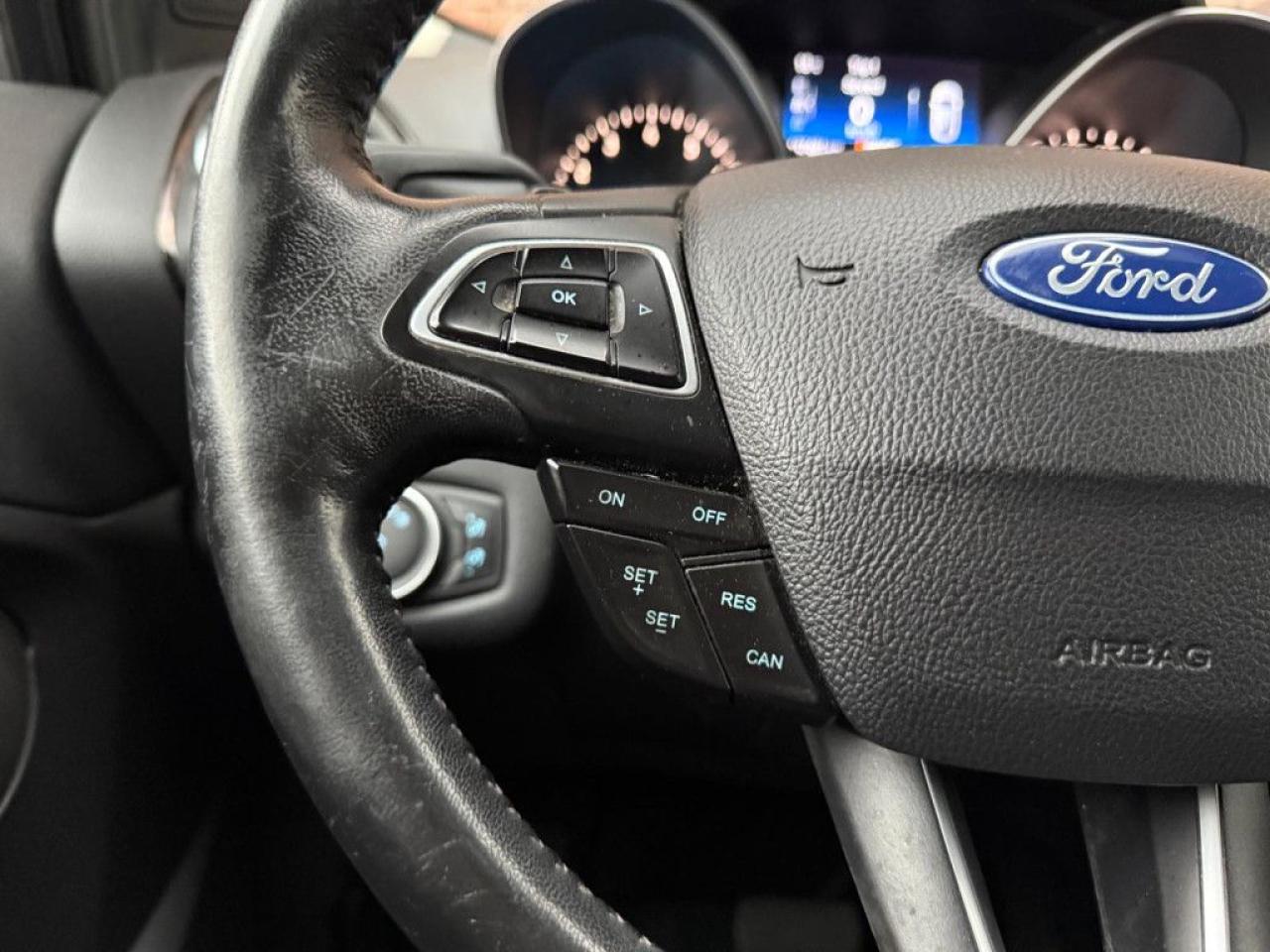 2017 Ford Escape TITANIUM | 4WD | CLEAN CARFAX | TWO-TONE SEATS | NAVI | PANO ROOF | BLUETOOTH | BACK-UP CAM | - Photo #22
