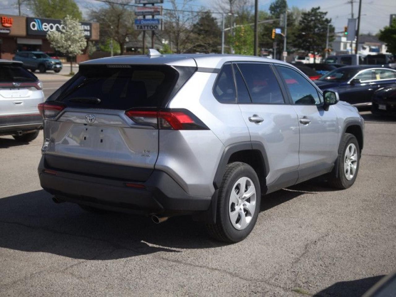 2023 Toyota RAV4 LE  **CAM - HTD SEATS - APPLE CP** Photo3