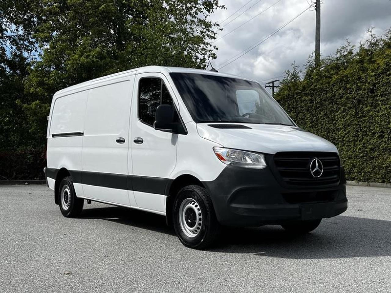 Used 2020 Mercedes-Benz Sprinter 2500  low Roof Cargo Van With Rear Shelving 144 inch WheelBase 3 Seater Diesel for sale in Burnaby, BC