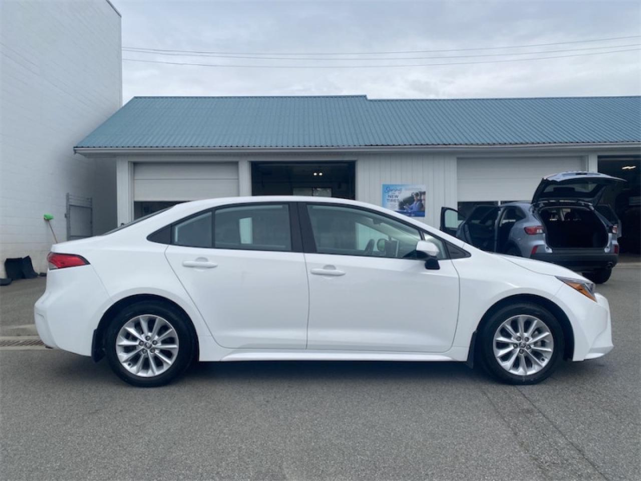 2021 Toyota Corolla LE CVT  - Upgrade Package Photo5