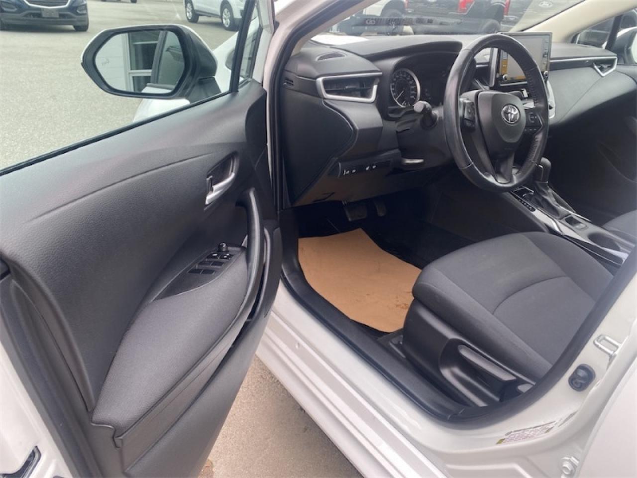 2021 Toyota Corolla LE CVT  - Upgrade Package Photo5