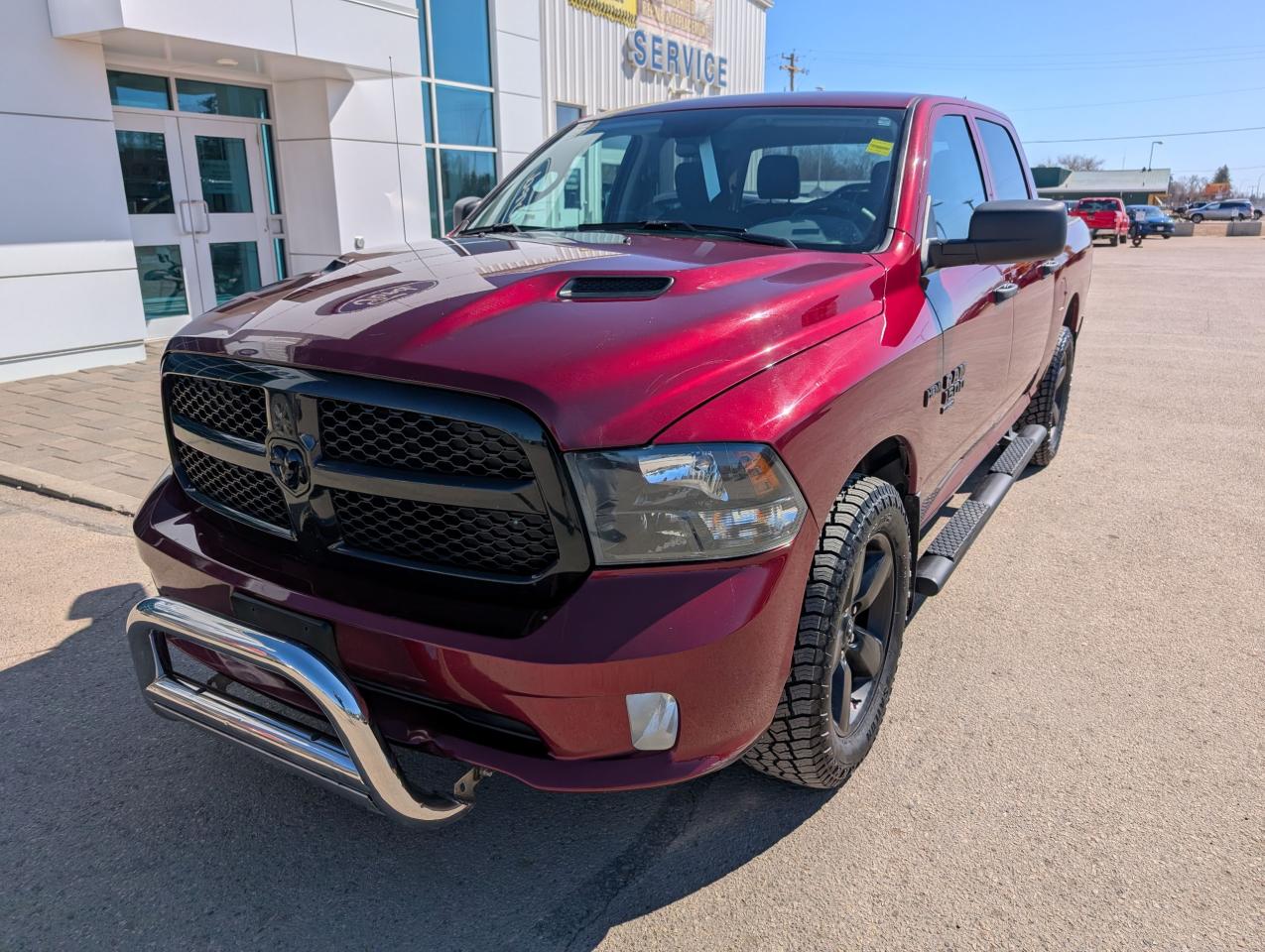 2019 RAM 1500 Classic EXPRESS Photo1
