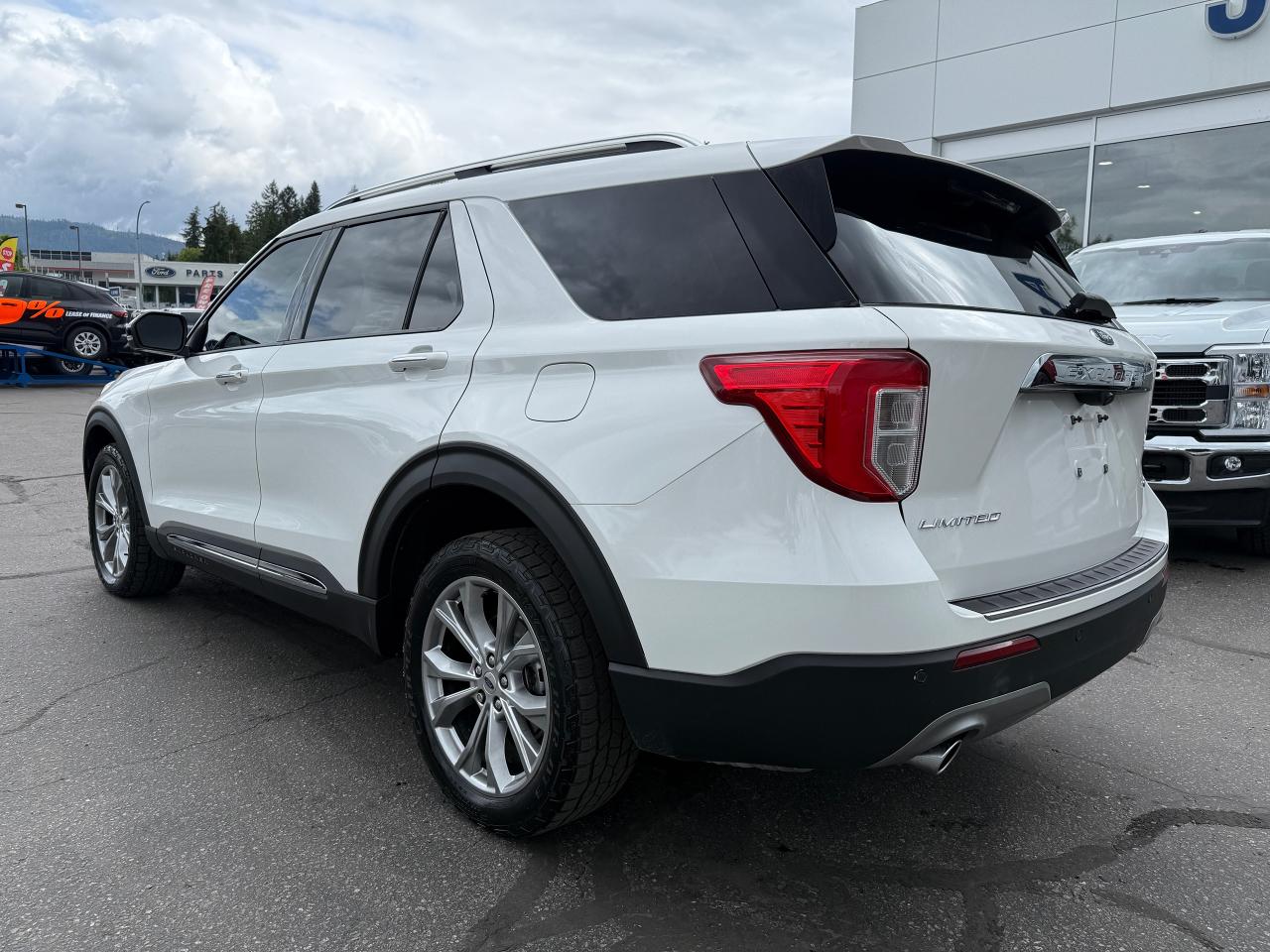 2020 Ford Explorer LIMITED Photo
