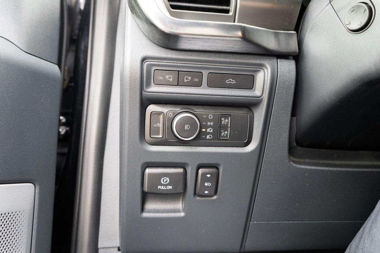 2022 Ford F-150 Lariat Photo