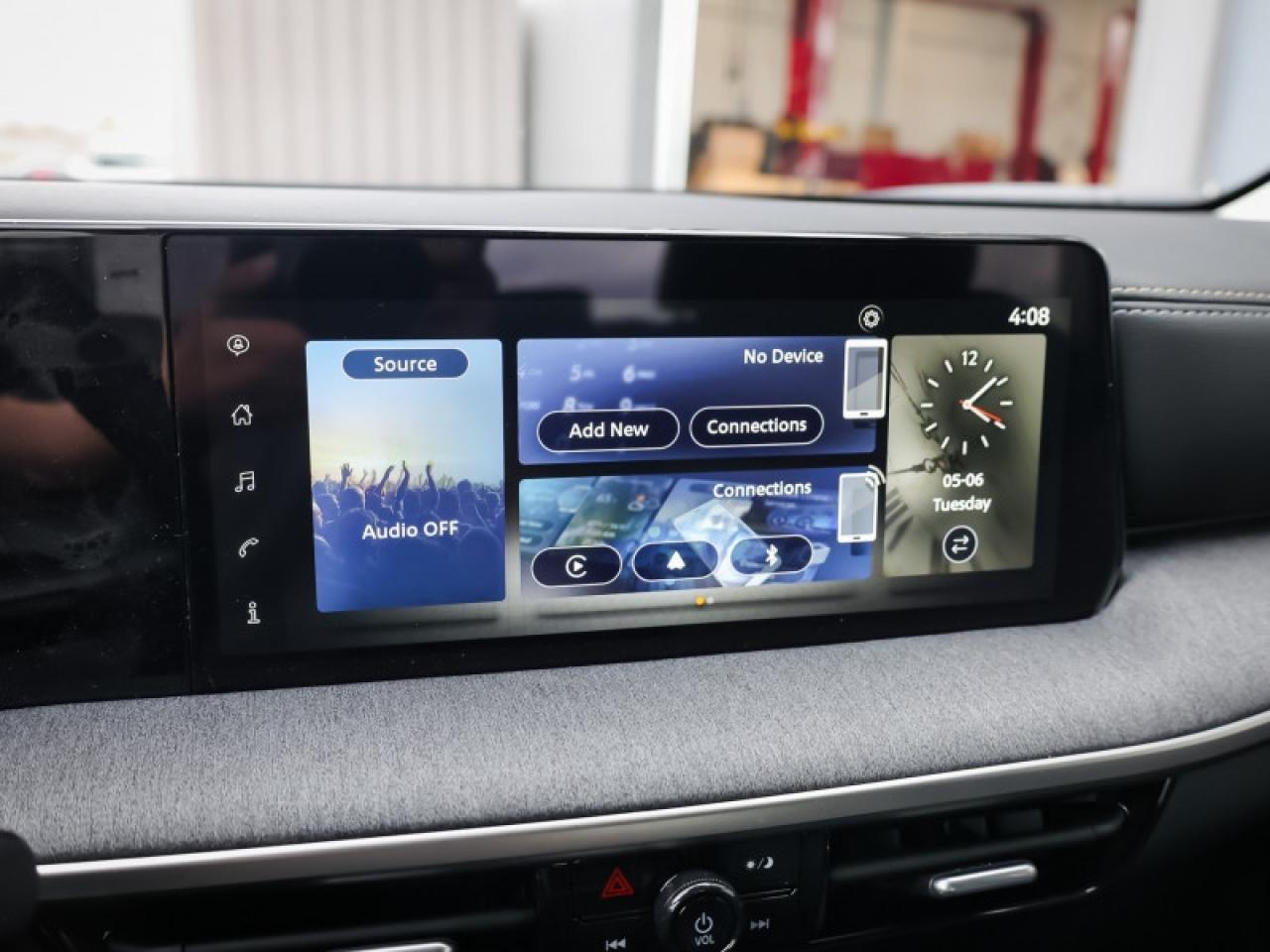 2025 Nissan Kicks SV  - Heated Seats - Low Mileage Photo