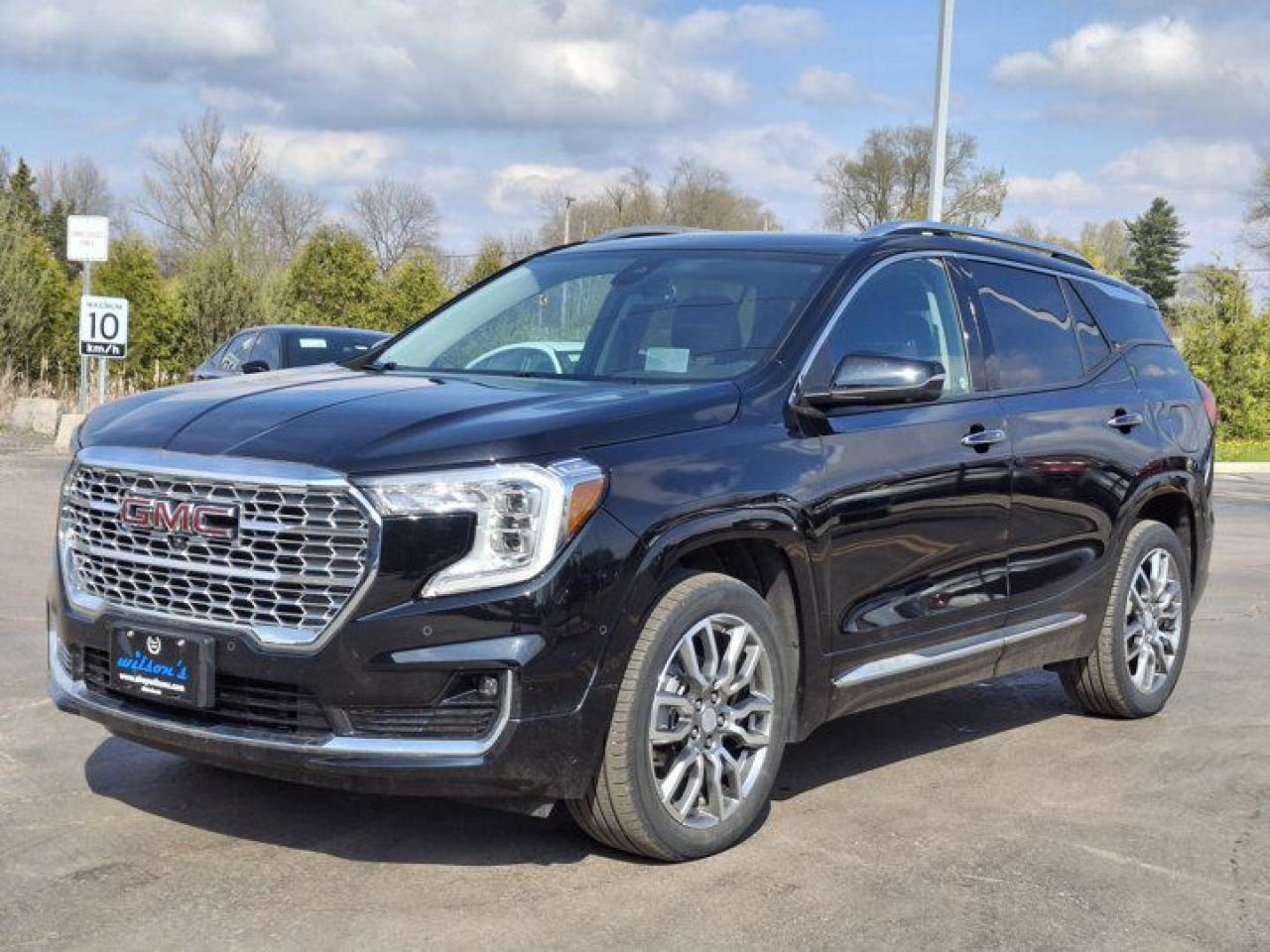 Used 2022 GMC Terrain Denali AWD | Leather | Pano Roof | Nav | Cooled + Heated Seats | Heated Steering | Power Liftgate | for sale in Guelph, ON