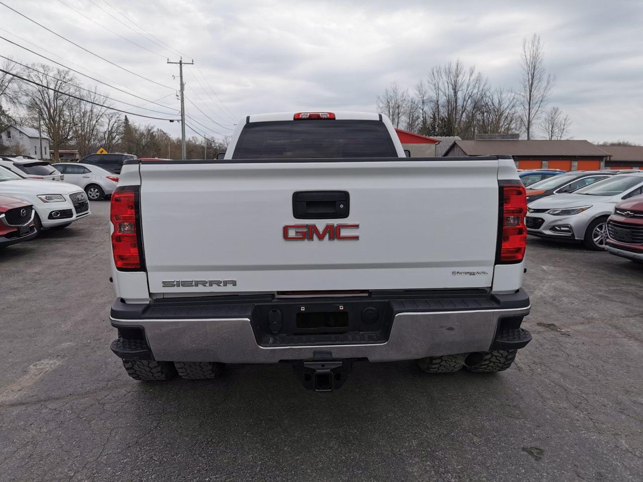 2016 GMC Sierra 3500 HD Crew Cab Long Box - Photo #4