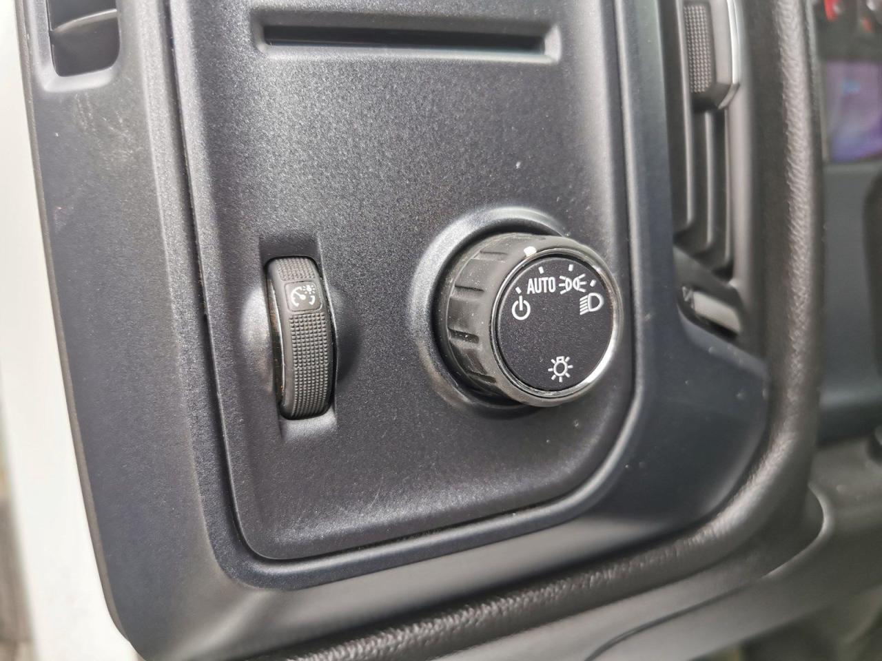 2016 GMC Sierra 3500 HD Crew Cab Long Box - Photo #17