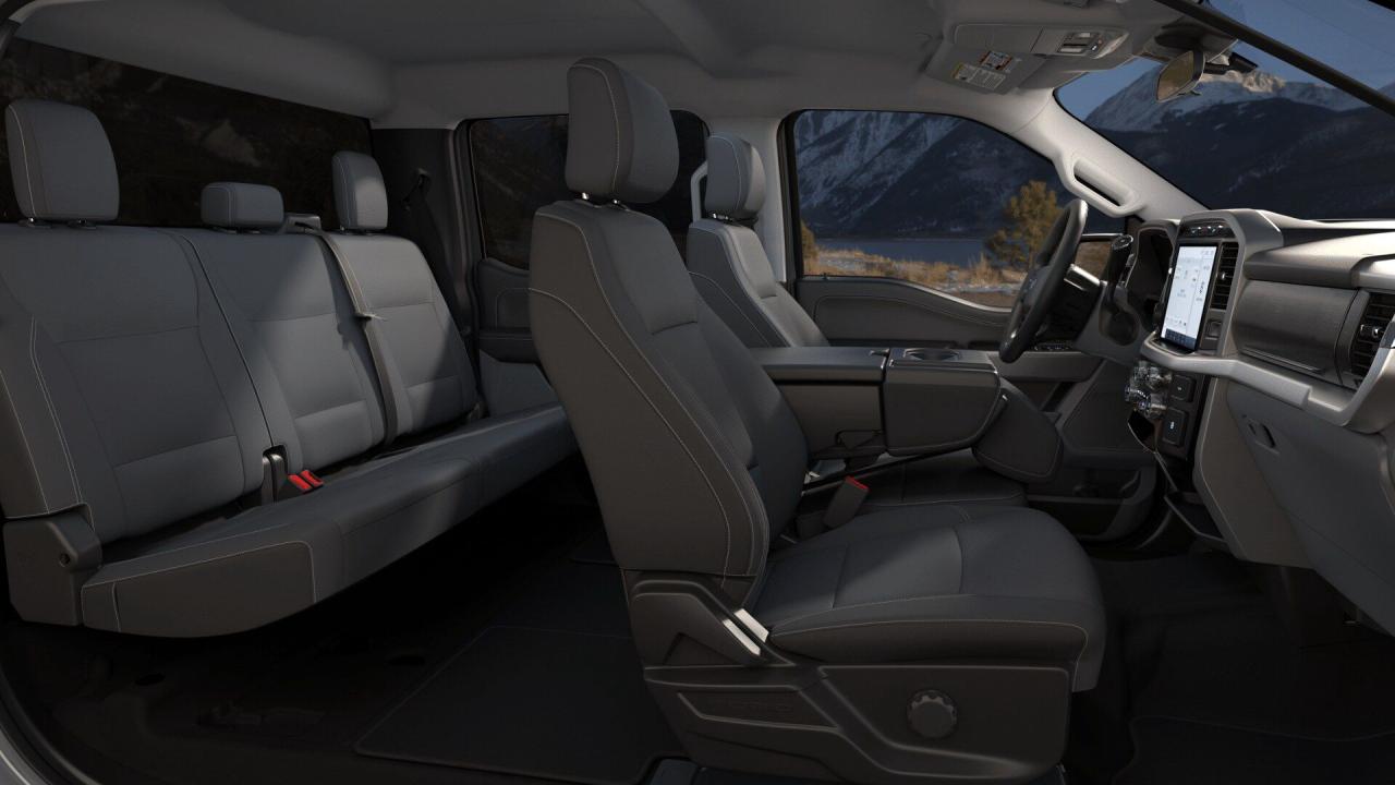2021 Ford F-150 XLT Photo7