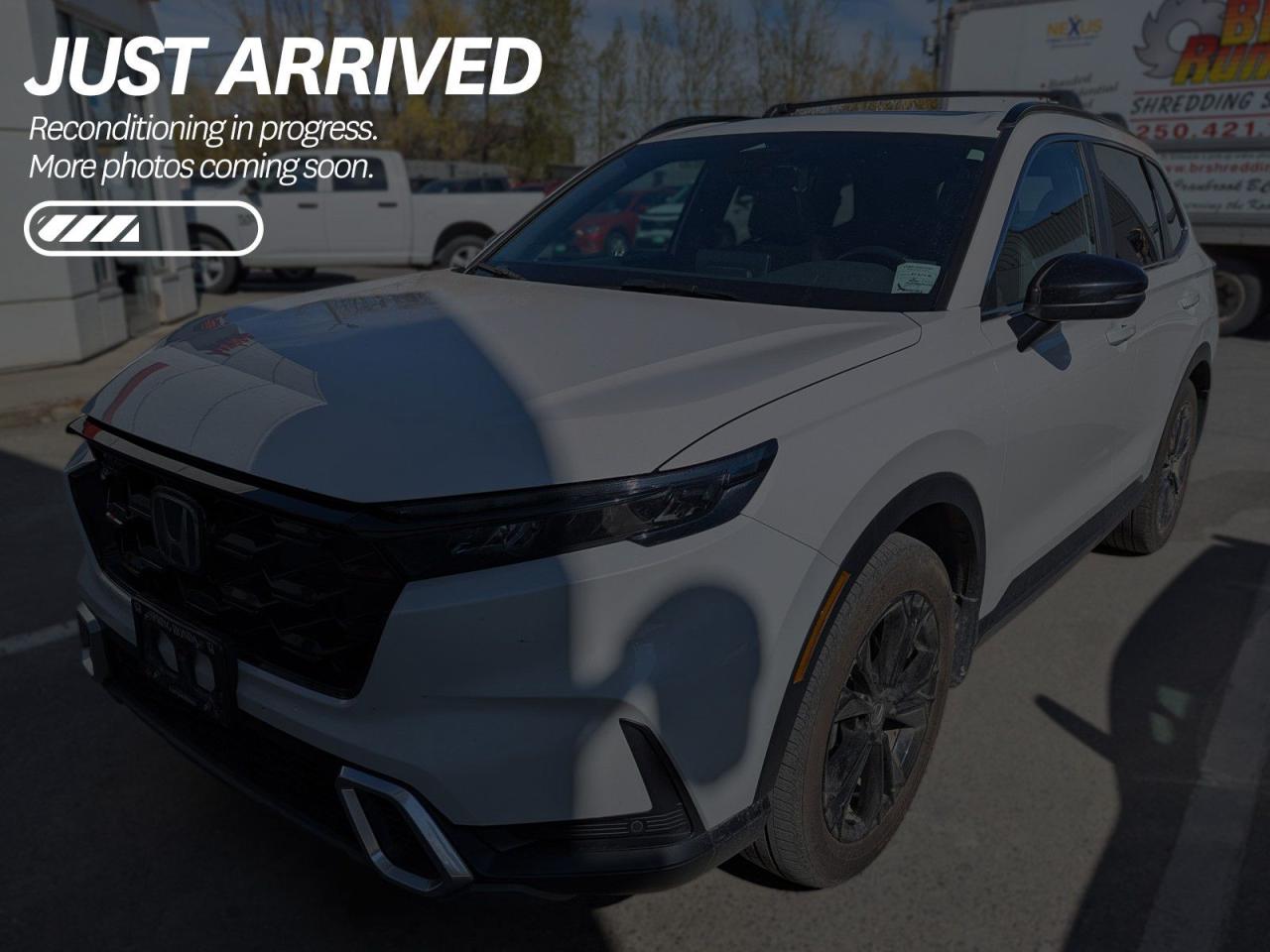 Used 2023 Honda CR-V Hybrid Touring $314 BI-WEEKLY - EXTENDED WARRANTY, GREAT ON GAS, SMOKE-FREE, LOCAL TRADE for sale in Cranbrook, BC