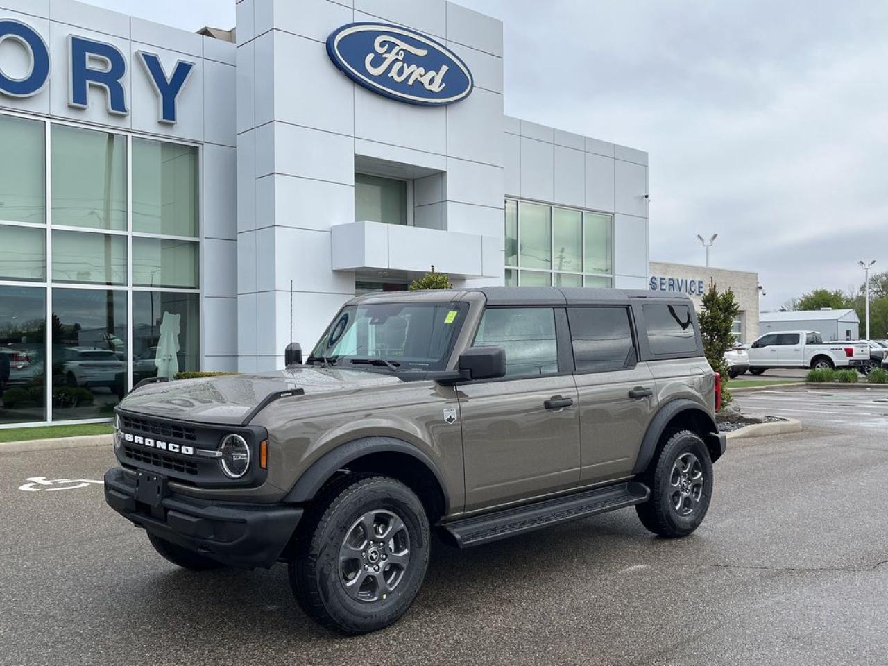 New 2025 Ford Bronco Big Bend for sale in Chatham, ON