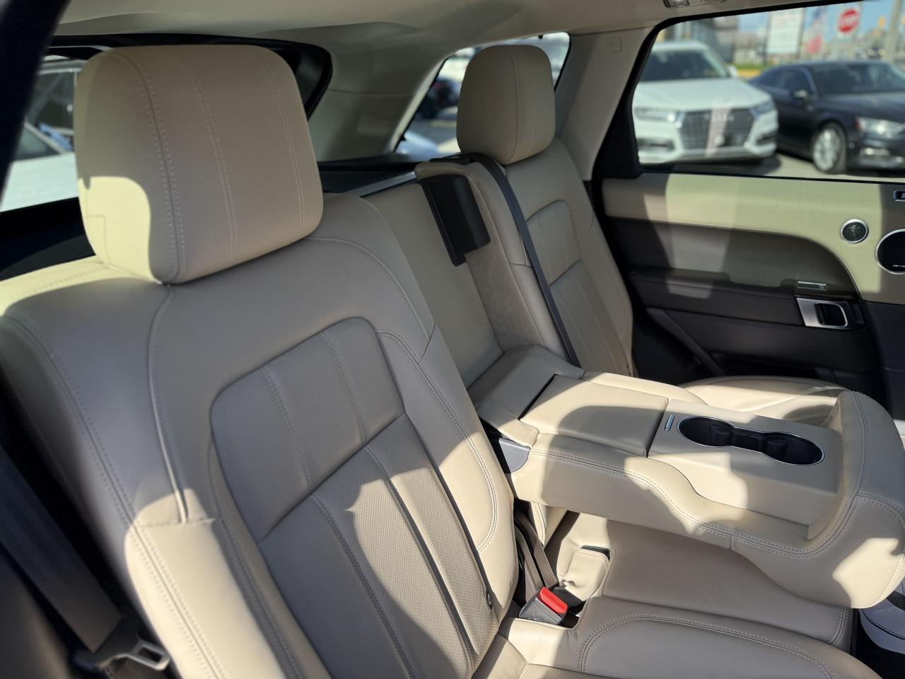 2019 Land Rover Range Rover Sport HSE | MERIDIAN | PANO | LOADED - Photo #36