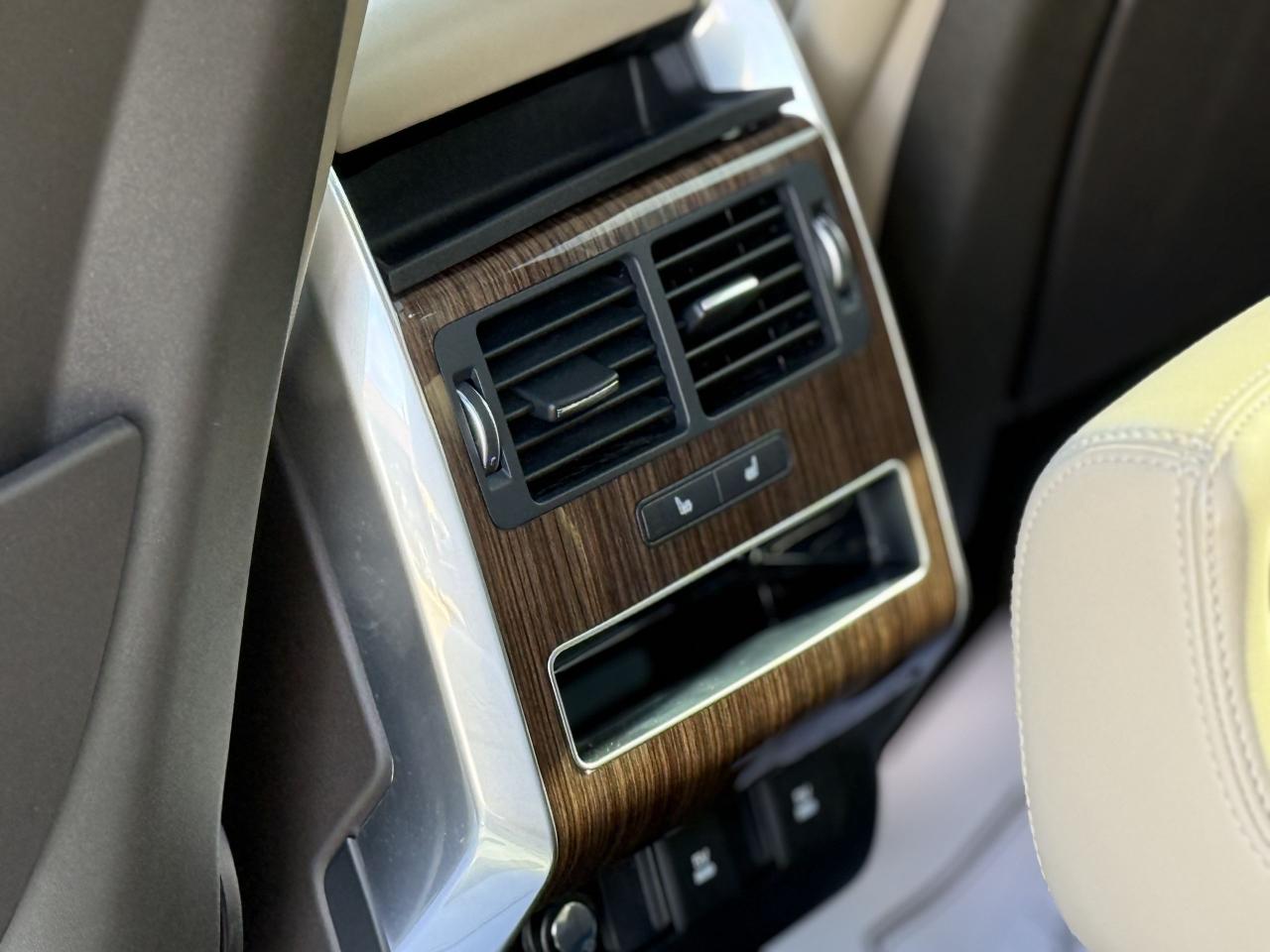 2019 Land Rover Range Rover Sport HSE | MERIDIAN | PANO | LOADED - Photo #41