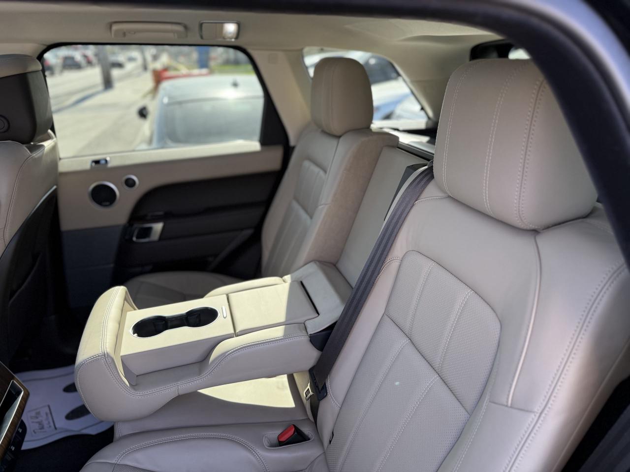 2019 Land Rover Range Rover Sport HSE | MERIDIAN | PANO | LOADED - Photo #40