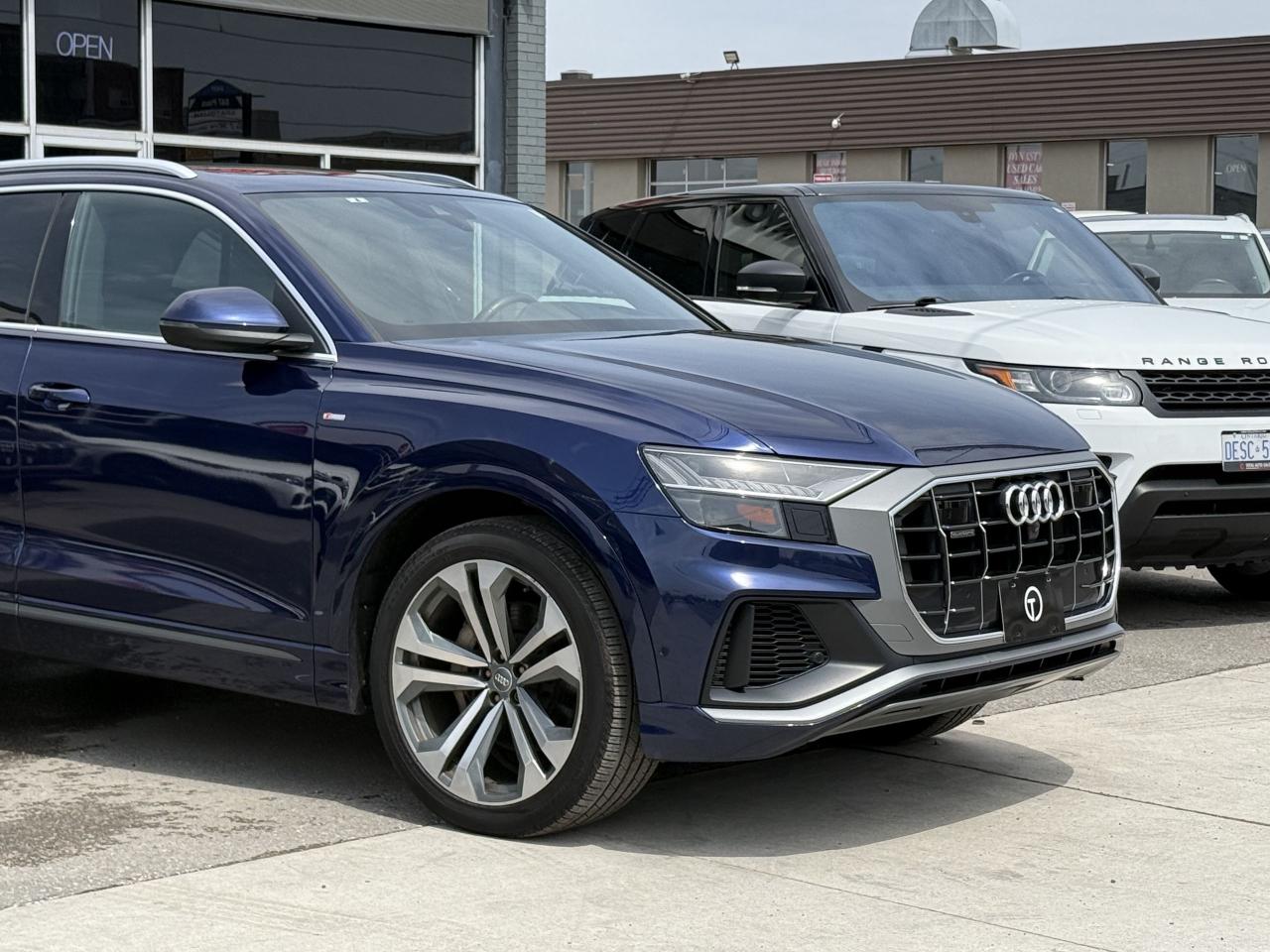 2019 Audi Q8 TECHNIK | PANO | LOADED | - Photo #8