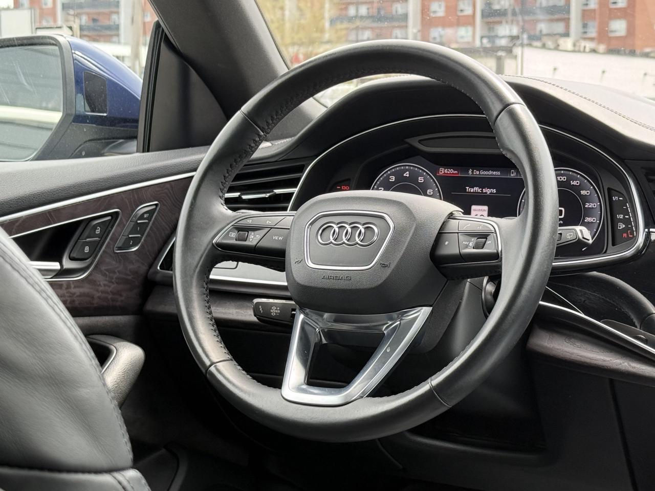 2019 Audi Q8 TECHNIK | PANO | LOADED | - Photo #17