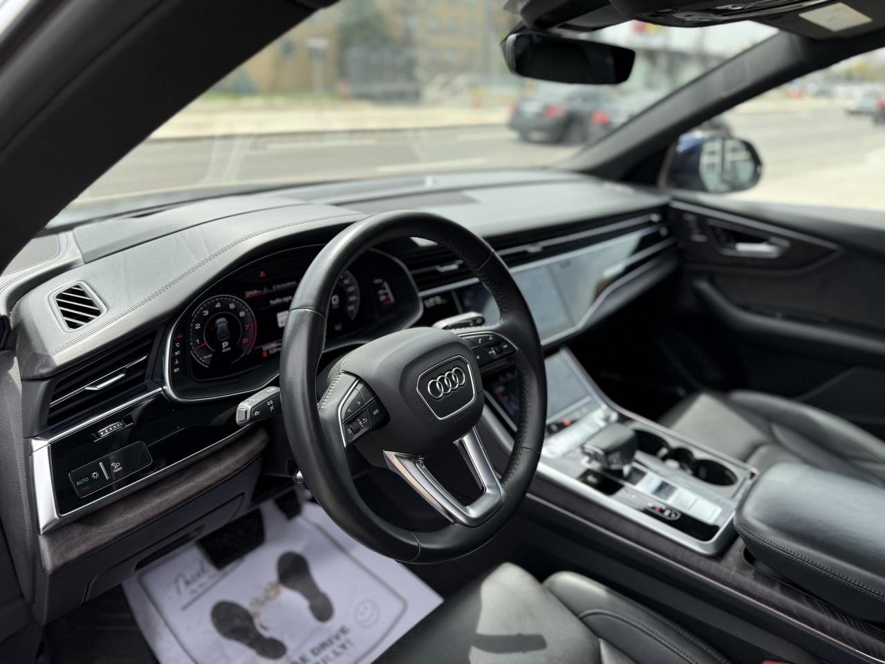 2019 Audi Q8 TECHNIK | PANO | LOADED | - Photo #27