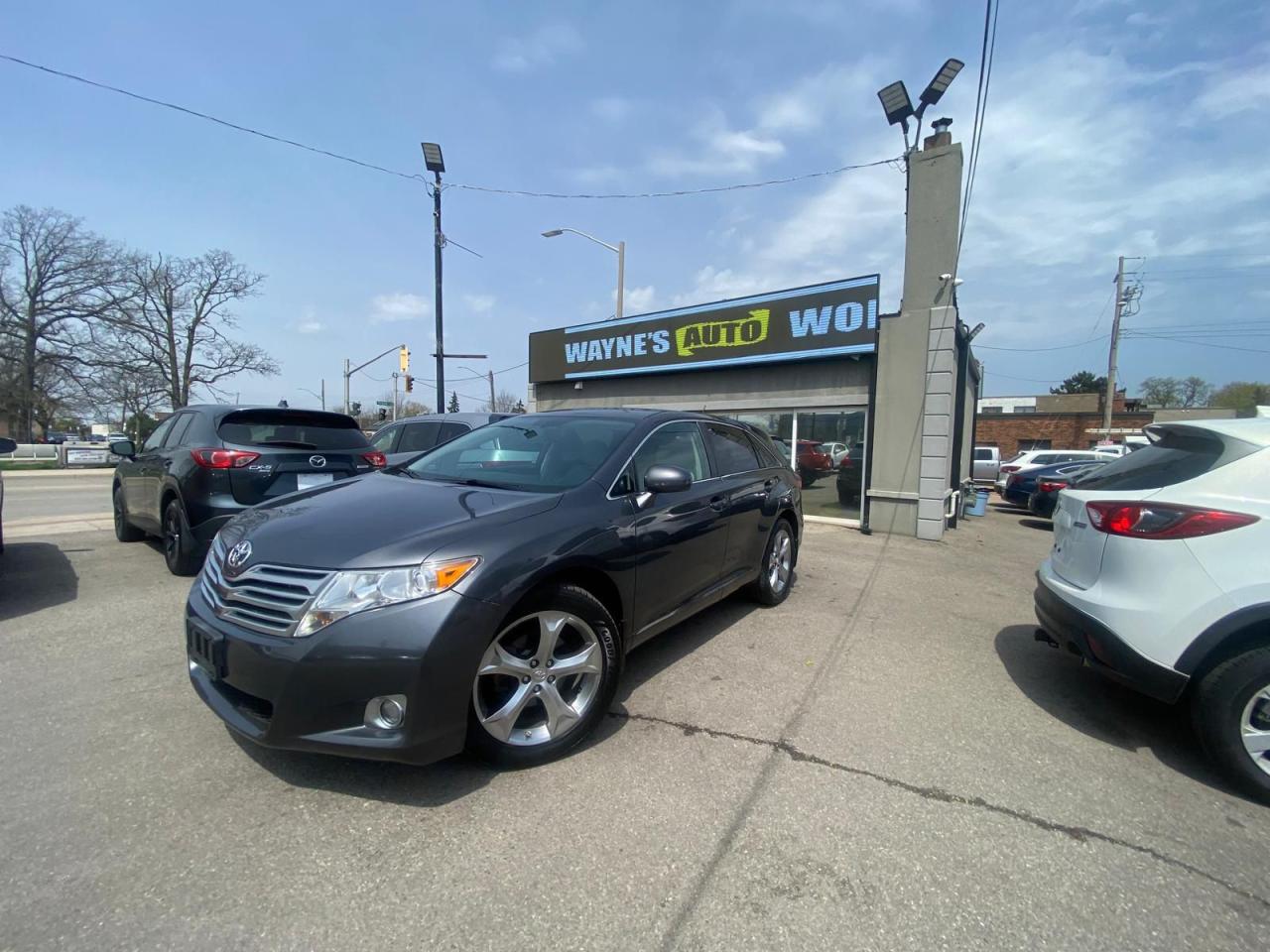 Used 2011 Toyota Venza LE for sale in Hamilton, ON