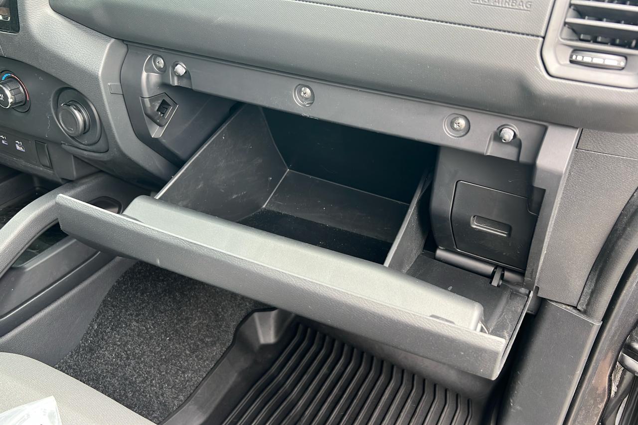 2022 Nissan Frontier S Photo