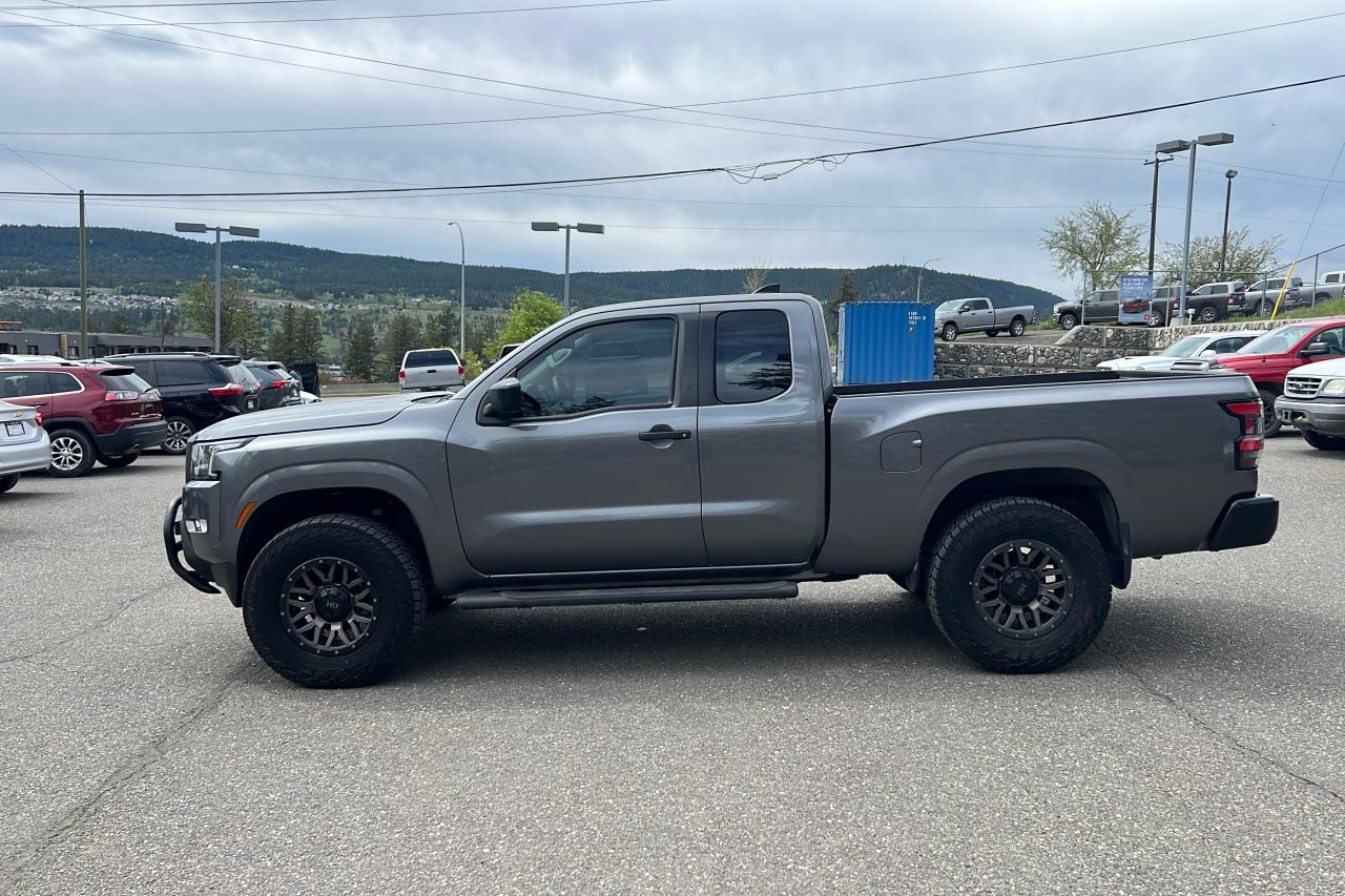 2022 Nissan Frontier S Photo3
