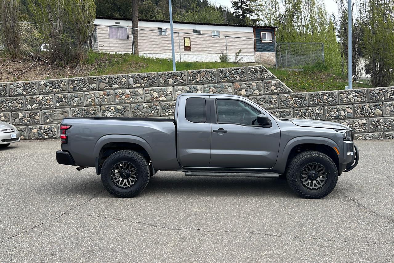 2022 Nissan Frontier S Photo