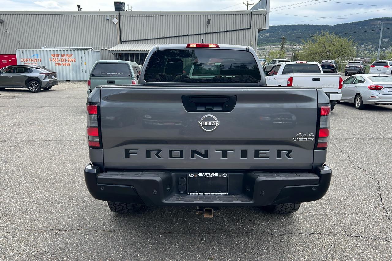 2022 Nissan Frontier S Photo
